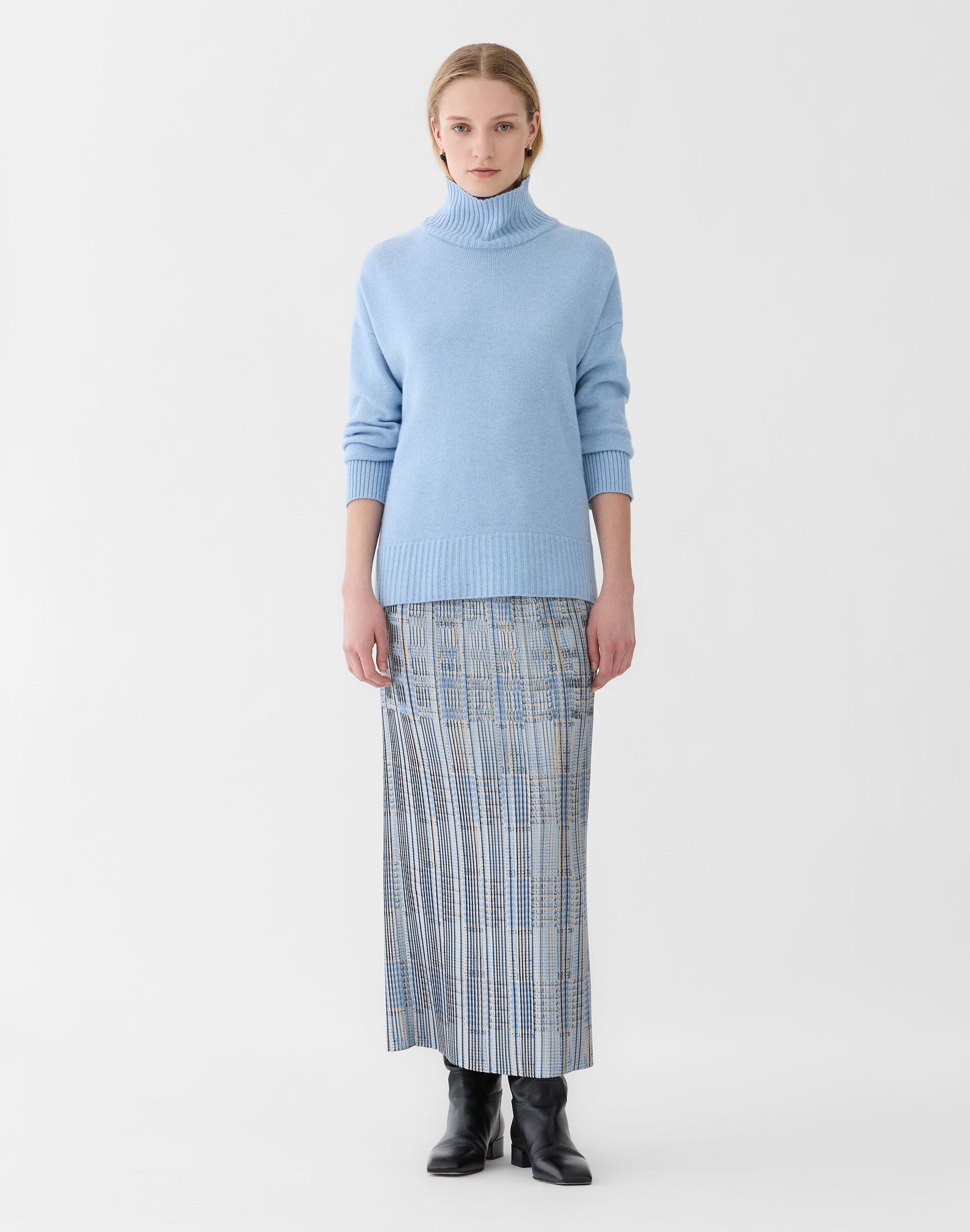 Plus-Size Cashmere Stand Collar Sweater